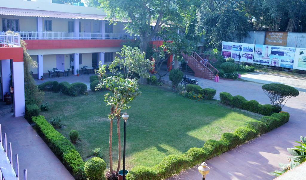 Hotel Goverdhan Tourist Complex Fatehpur Sikri Bagian luar foto